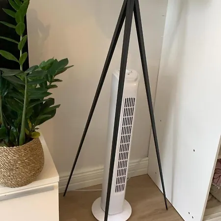 Valoisa Yksioe Tampereen Ytimessae, Ilmainen Pysaekoeinti, 4 Henkiloeae Appartement Tampere